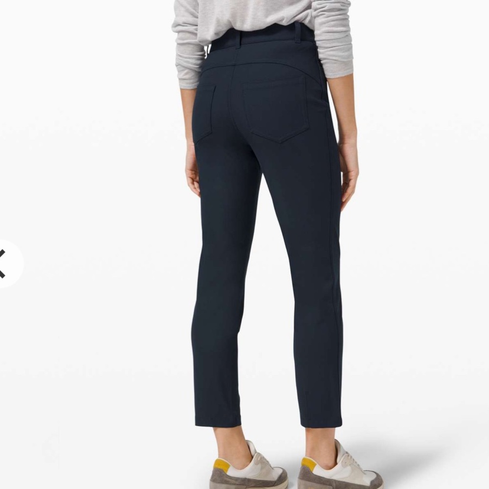Lululemon City Sleek 5 Pocket 7/8 Pant-true navy NWOT size 4